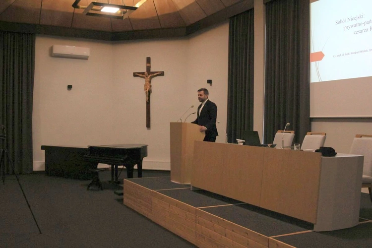 Wielkopostny Wykład Otwarty: 1700. rocznica Soboru Nicejskiego