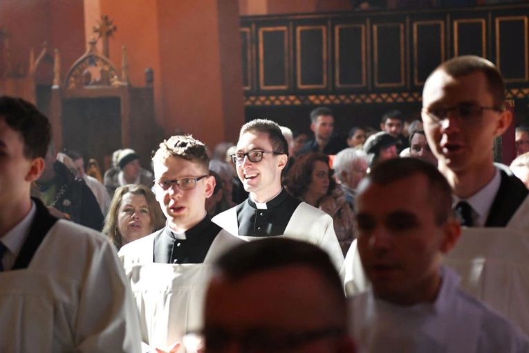 Posługa lektoratu i akolitatu