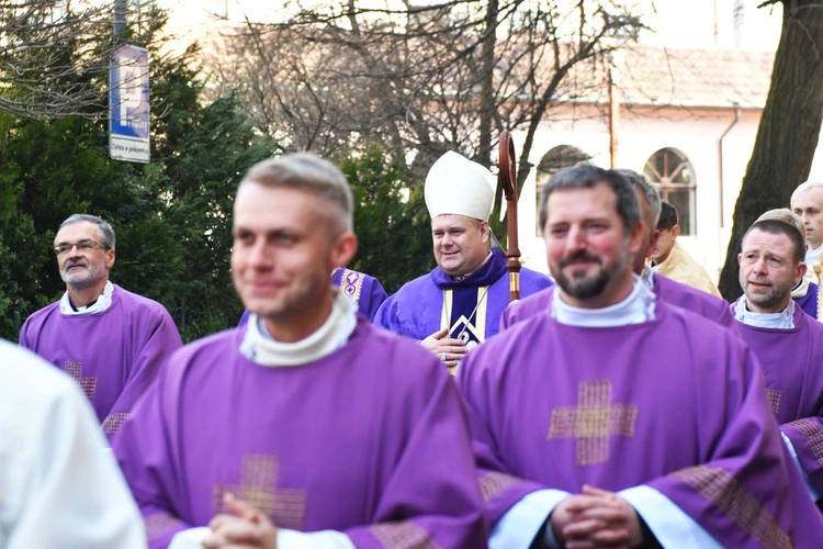 Posługa lektoratu i akolitatu