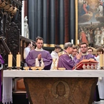 Liturgia wolontariuszy z kard. Taglem