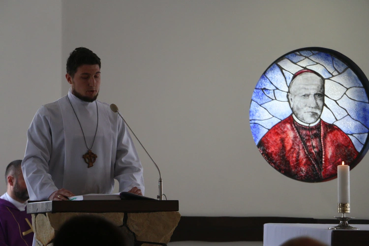 Popowo-Letnisko. Rekolekcje dla nadzwyczajnych szafarzy Komunii św.