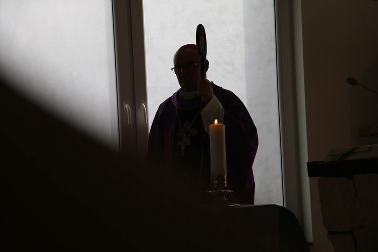 Popowo-Letnisko. Rekolekcje dla nadzwyczajnych szafarzy Komunii św.