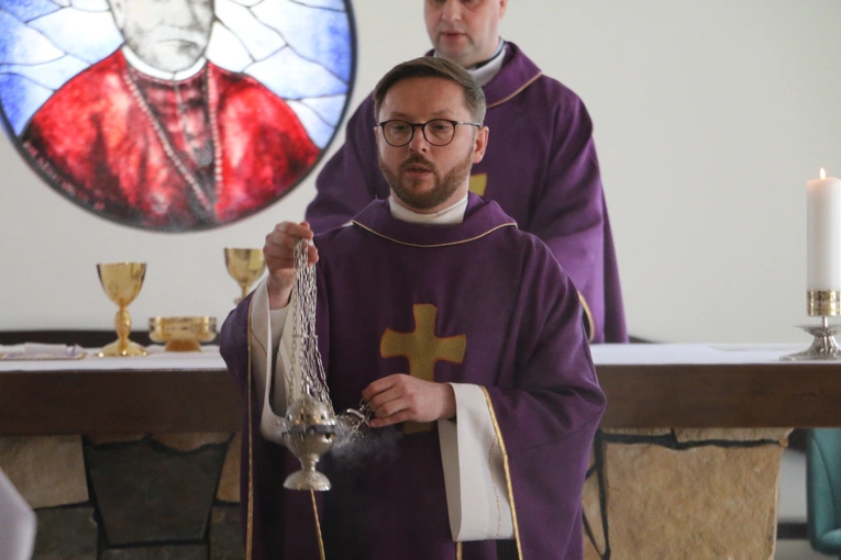 Popowo-Letnisko. Rekolekcje dla nadzwyczajnych szafarzy Komunii św.