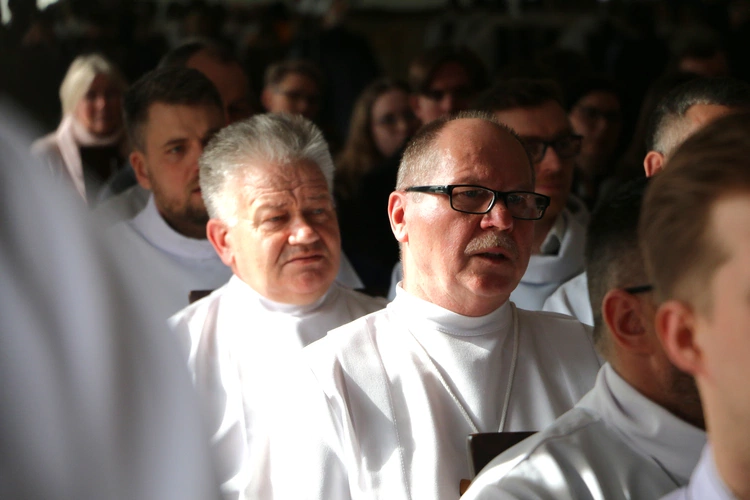 Popowo-Letnisko. Rekolekcje dla nadzwyczajnych szafarzy Komunii św.