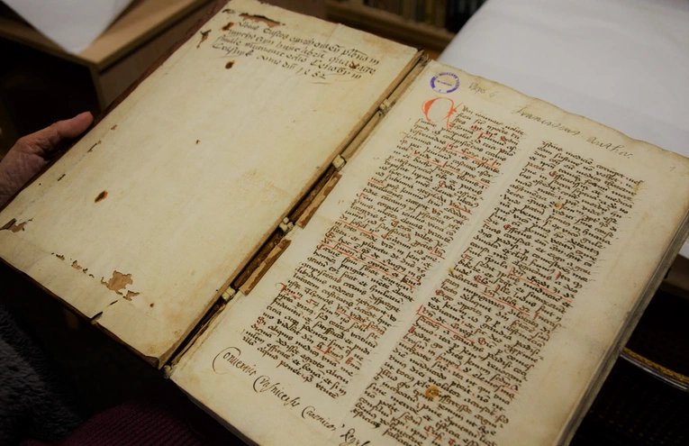 Bezcenne rękopisy - unikalne skarby wiedzy