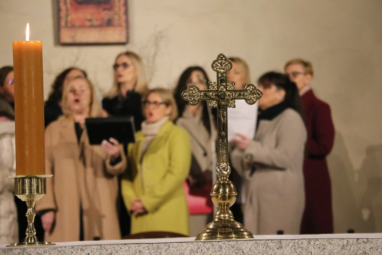 Modlin Twierdza. Ziemia z obozu w Działdowie w parafii pw. św. Barbary