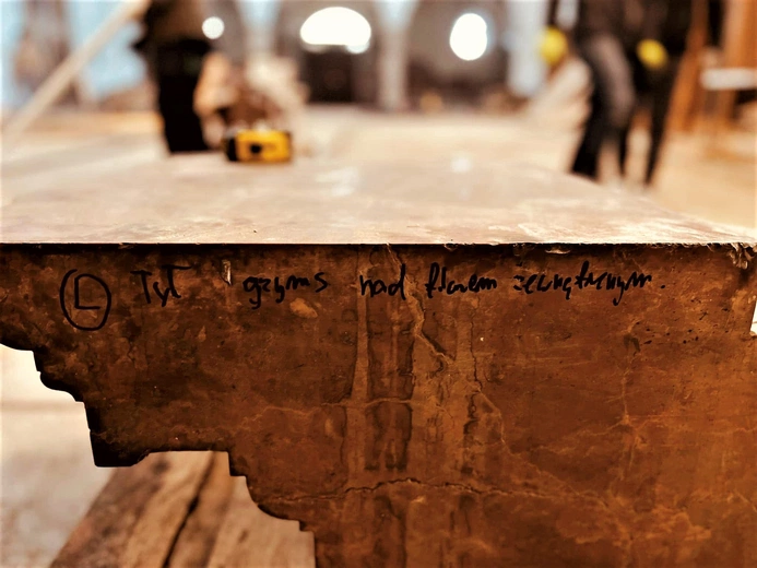 Zabytkowy ołtarz z Ratyzbony stanie u ojców Bernardynów