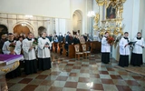 Posługa lektoratu