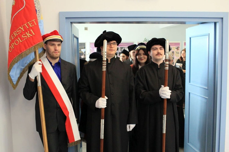 Święto Uniwersytetu Opolskiego. Abp Alfons Nossol uczczony tytułem Honorowego Senatora UO