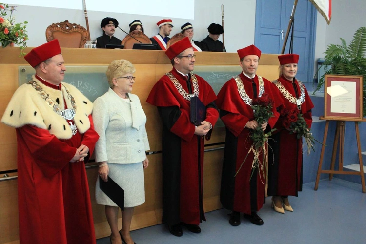 Nowi profesorowie tytularni na Uniwersytecie Opolskim