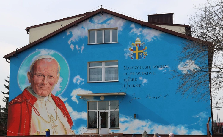 Mural ku czci św. Jana Pawła II w Ruszczy