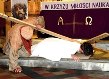 W tych nabożeństwach można uczestniczyć po raz czwarty.