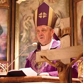 Biskup bielsko-żywiecki przewodniczył wielkopostnej modlitwie w bielskiej katedrze.