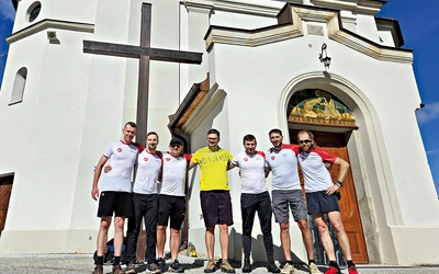 Mateusz przyznaje, że w grupie ma prawdziwych przyjaciół, na których zawsze może liczyć.