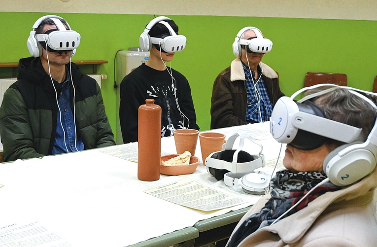Gogle VR przenoszą w inną rzeczywistość. Pokaz w Opolu- -Grudzicach. 