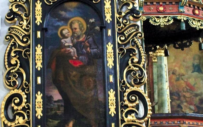 Odrestaurowany ołtarz św. Józefa.