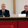 Abp Kupny nie ukrywa, że trudno dojść do porozumienia. 