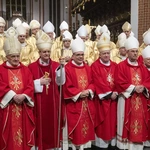 Episkopat Polski w archikatedrze warszawskiej