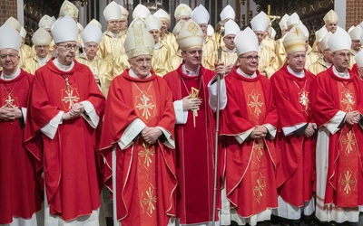Episkopat Polski w archikatedrze warszawskiej