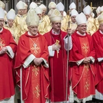 Episkopat Polski w archikatedrze warszawskiej