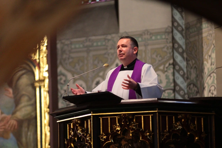Legnica. Rekolekcje w miejscu cudu eucharystycznego