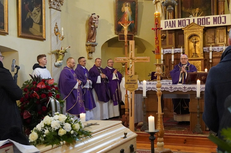 Msza św. pogrzebowa w intencji śp. ks. Marka Mekwińskiego