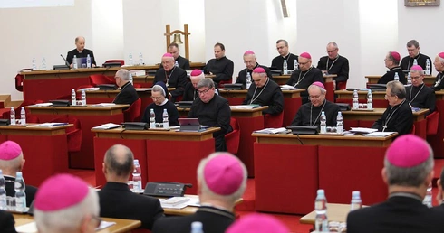 Biskupi podejmą prace nad Komisją ds. zbadania wykorzystania seksualnego w Kościele