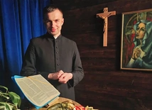 Ksiądz z TikToka: Pachnę i realnym życiem parafii, i klawiaturą komputera