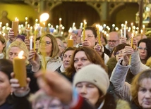 Gietrzwałd. 24 Godziny Męki Pańskiej za Polskę