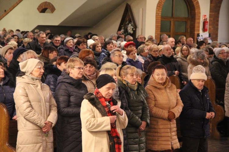 Nowy Sącz. Wielkopostny dzień skupienia dla grup o. Pio