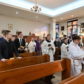 Młodzi mężczyźni w Gdańskim Seminarium Duchownym