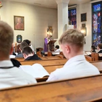 Młodzi mężczyźni w Gdańskim Seminarium Duchownym