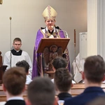 Młodzi mężczyźni w Gdańskim Seminarium Duchownym