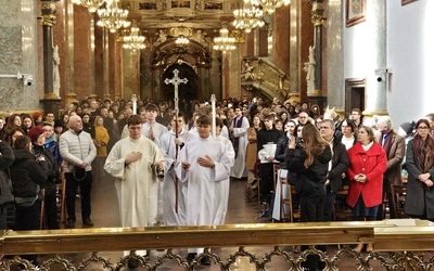 Maturzyści diecezji zielonogórsko-gorzowskiej na Jasnej Górze
