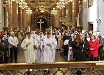 Maturzyści diecezji zielonogórsko-gorzowskiej na Jasnej Górze
