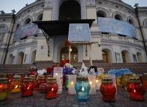 Abp Szewczuk: świat zabiega o pokój dla Ukrainy, Rosja odpowiada eskalacją