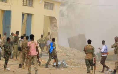 Somalia: Atak islamistów na hotel. Akcje rządowe przeciw „khawarij”