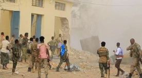 Somalia: Atak islamistów na hotel. Akcje rządowe przeciw „khawarij”
