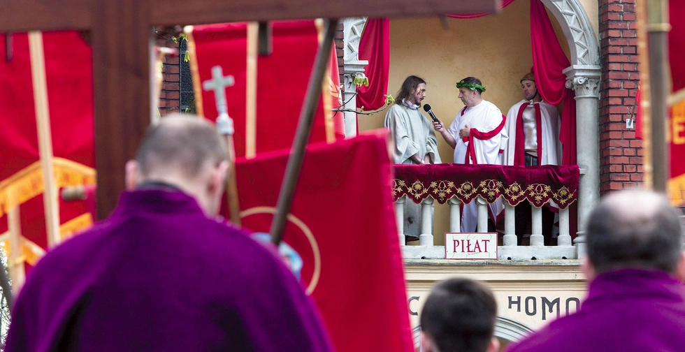 Chwalebne Misterium Męki Pańskiej jest inscenizacją przedstawiającą ostatnie dni ziemskiego życia Jezusa.