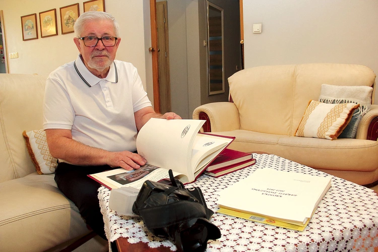 	Henryka Łądkowskiego cieszy praca parafialnego kronikarza.