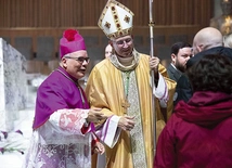 	W Eucharystii uczestniczyli także abp Antonio Filipazzi i dyplomaci.