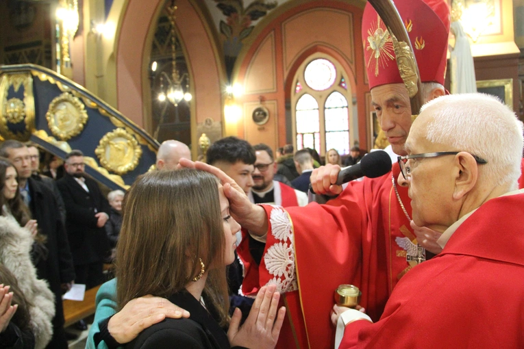 Nowy Sącz. Bierzmowanie w kościele św. Kazimierza 2025