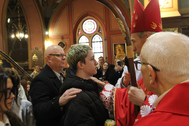 Nowy Sącz. Bierzmowanie w kościele św. Kazimierza 2025