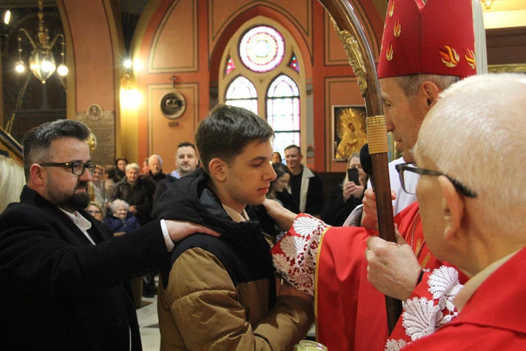 Nowy Sącz. Bierzmowanie w kościele św. Kazimierza 2025