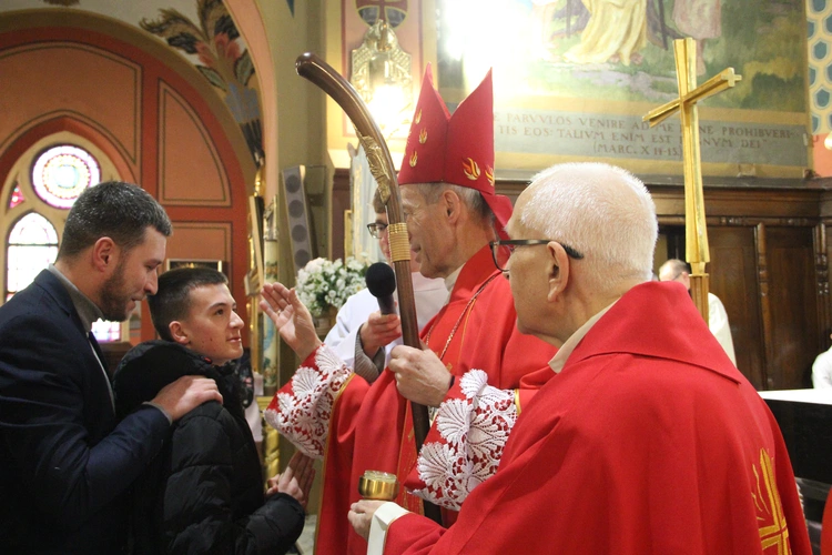 Nowy Sącz. Bierzmowanie w kościele św. Kazimierza 2025