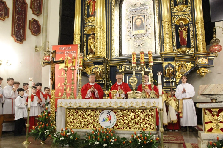 Nowy Sącz. Bierzmowanie w bazylice św. Małgorzaty 2025