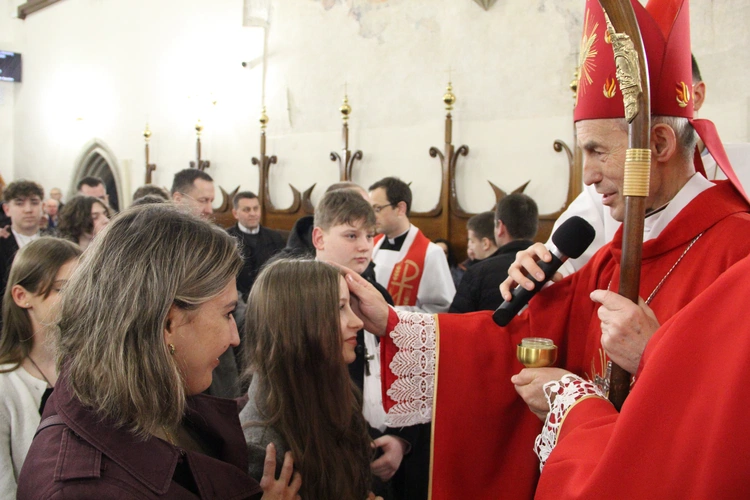 Nowy Sącz. Bierzmowanie w bazylice św. Małgorzaty 2025