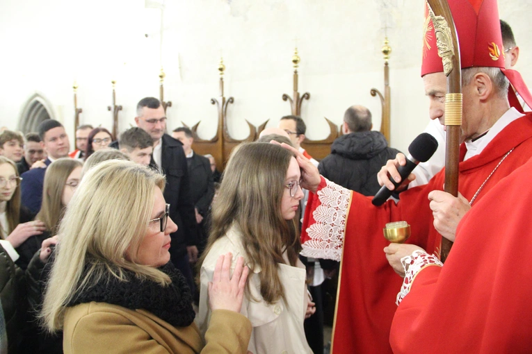 Nowy Sącz. Bierzmowanie w bazylice św. Małgorzaty 2025