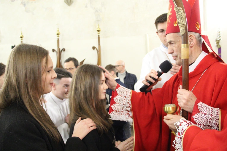 Nowy Sącz. Bierzmowanie w bazylice św. Małgorzaty 2025