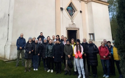 Raz w miesiącu wyruszają w trasę liczącą od 15 do 30 km.